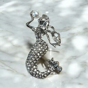 Retro Mermaid Brooch with Rhinestones